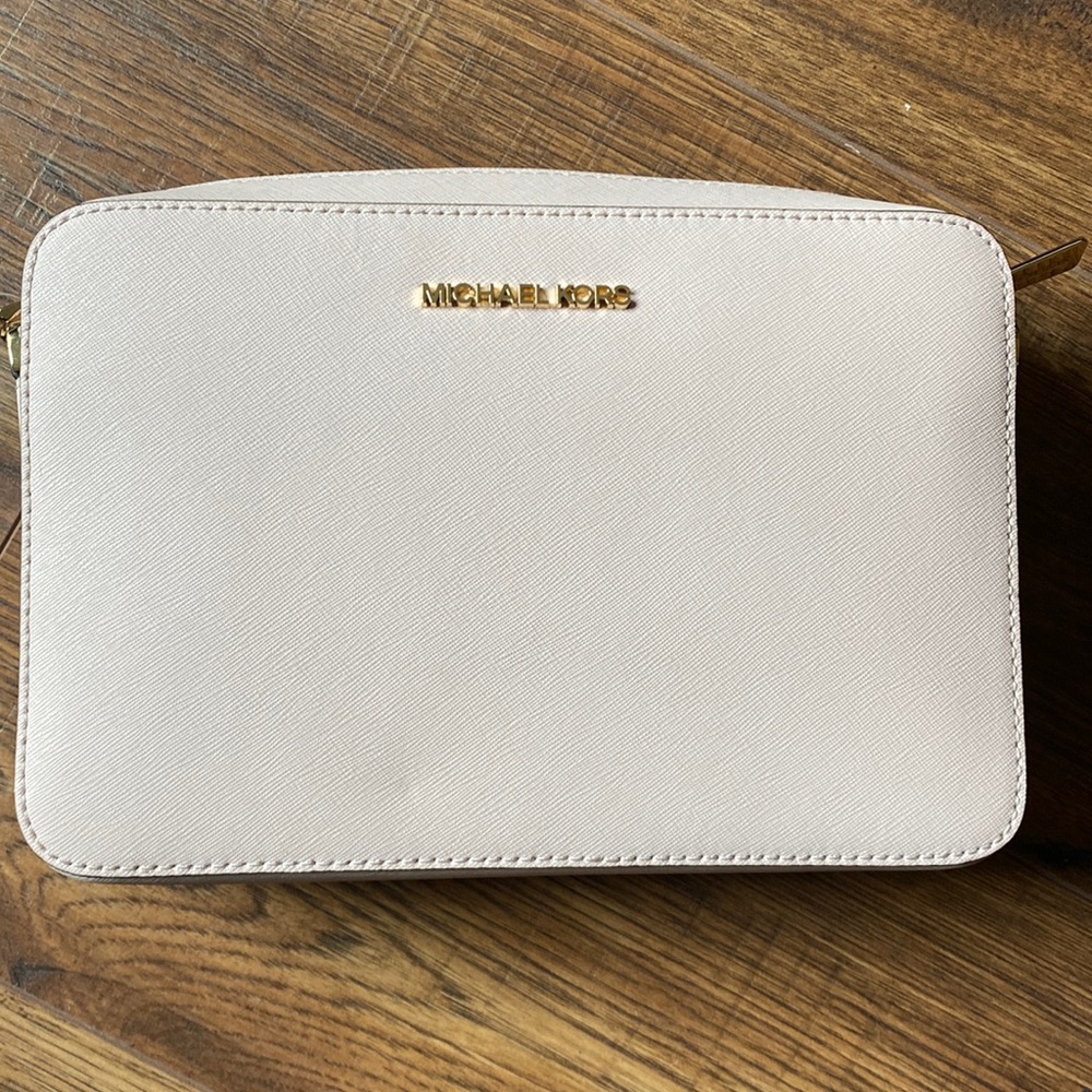 Michael Kors Crossbody Purse